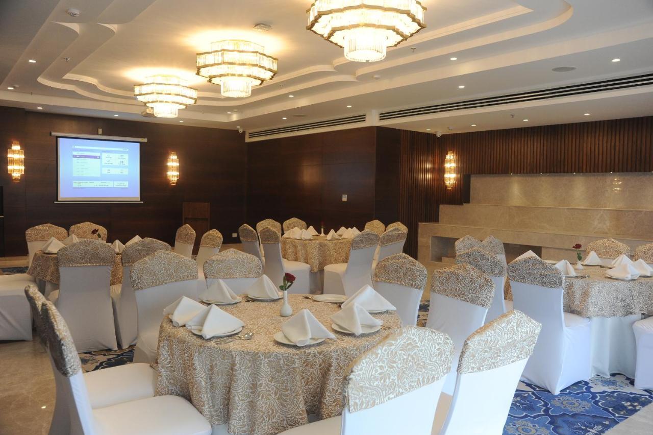 Maryland Group Hotel Zirakpur Exterior photo